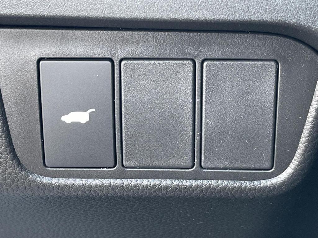 new 2026 Honda CR-V Hybrid car, priced at $42,075