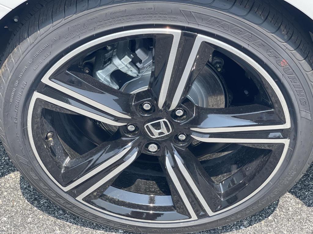 new 2025 Honda Accord Hybrid car, priced at $35,260
