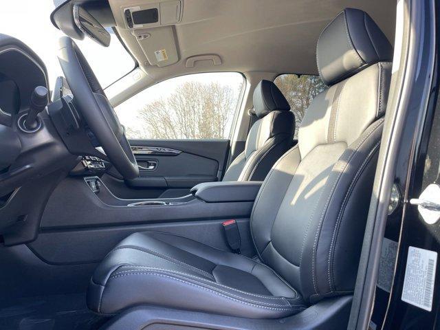 new 2025 Honda Pilot car, priced at $46,536