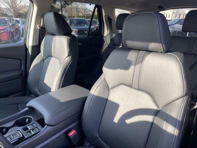 new 2025 Honda Pilot car, priced at $48,950