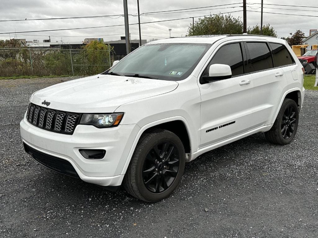 used 2017 Jeep Grand Cherokee car, priced at $16,995