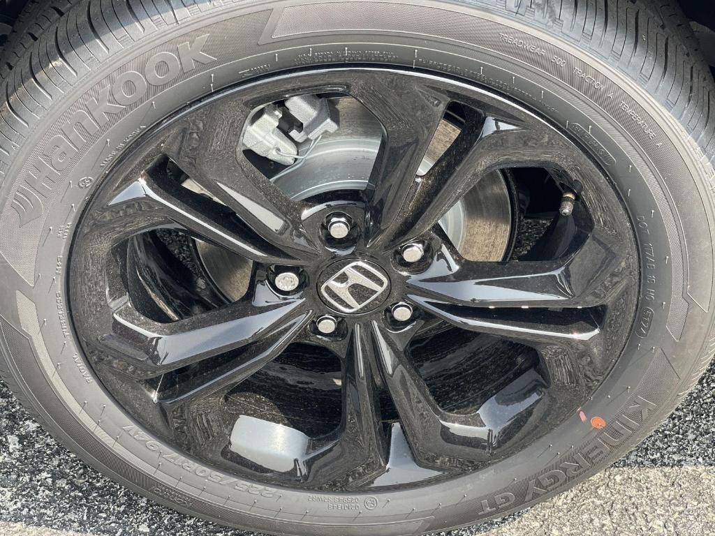 new 2025 Honda Accord car, priced at $31,710