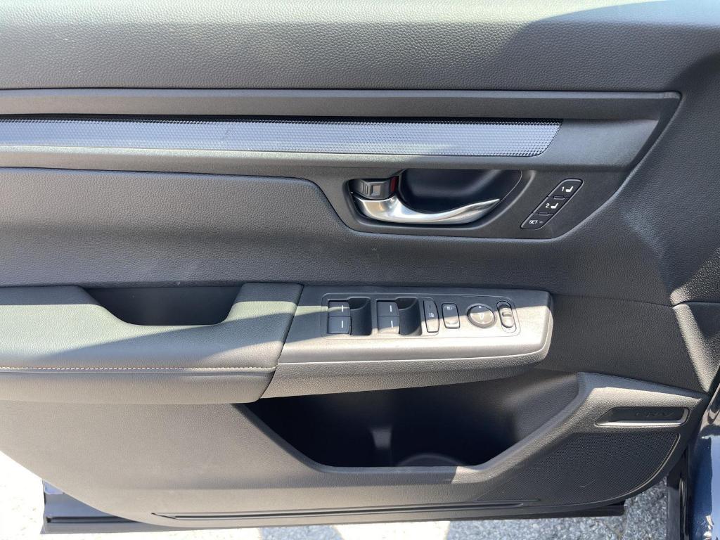 new 2025 Honda CR-V Hybrid car, priced at $40,545