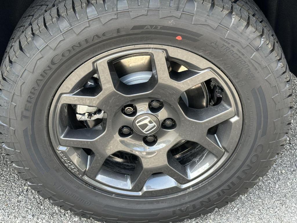 new 2025 Honda Pilot car, priced at $49,395