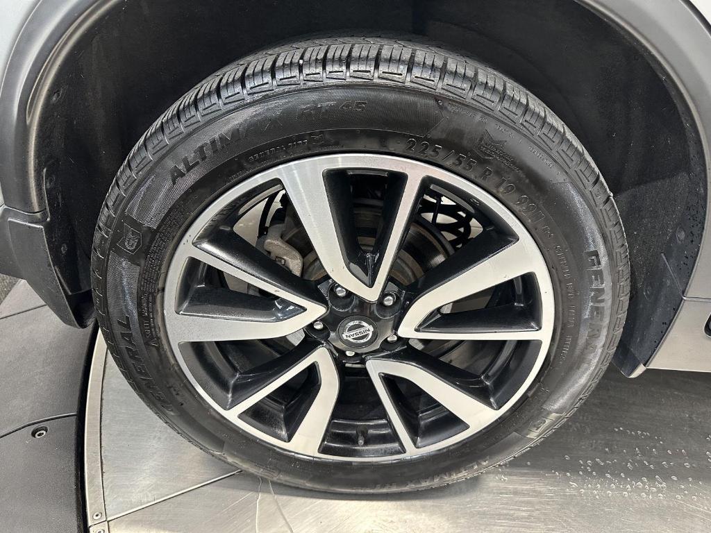 used 2019 Nissan Rogue car, priced at $14,595