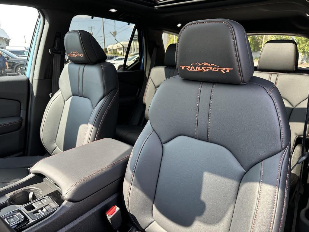 new 2025 Honda Pilot car, priced at $51,350