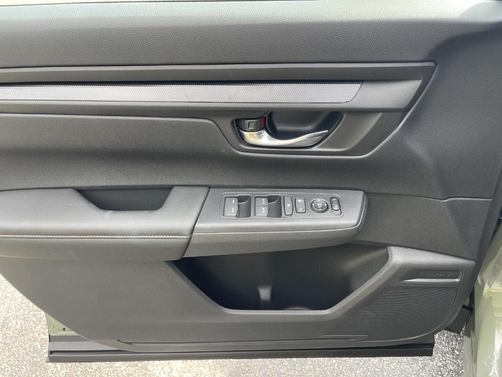 new 2026 Honda CR-V Hybrid car, priced at $40,650