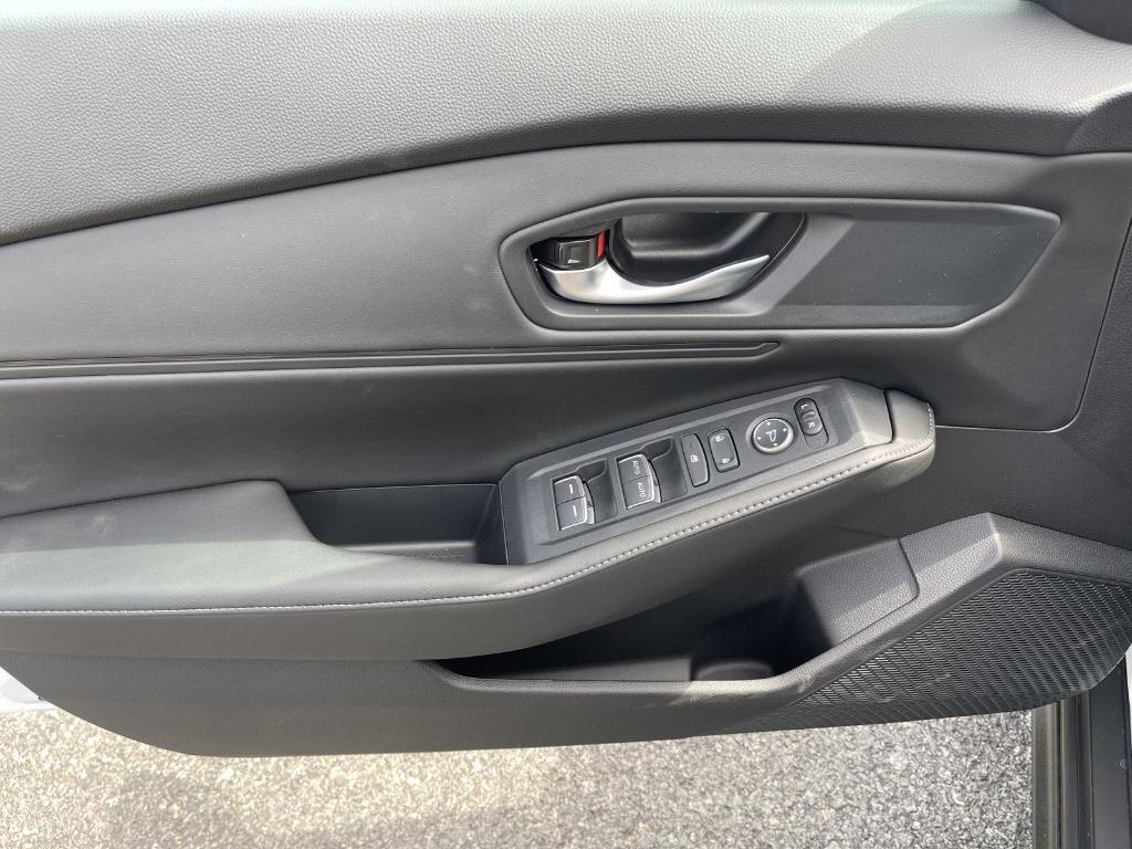 new 2025 Honda Accord Hybrid car, priced at $35,260