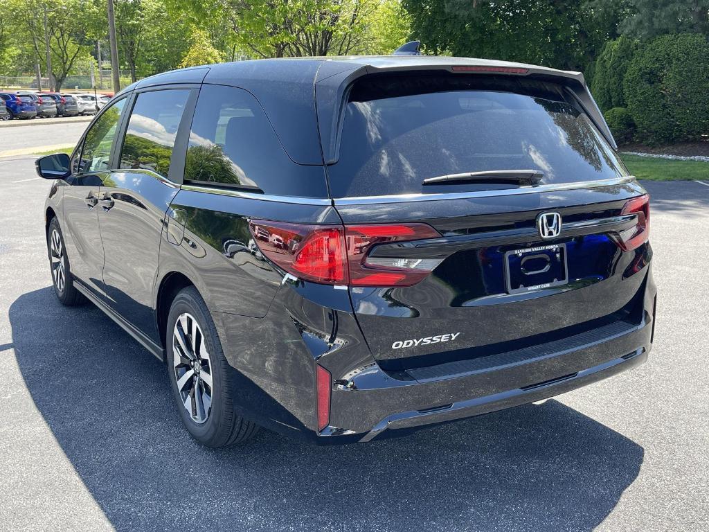 new 2025 Honda Odyssey car, priced at $43,670
