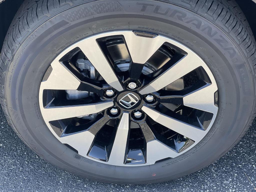 new 2025 Honda Odyssey car, priced at $43,670