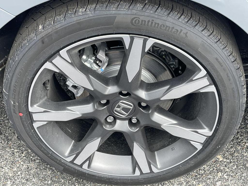 new 2025 Honda Civic Hybrid car, priced at $33,555