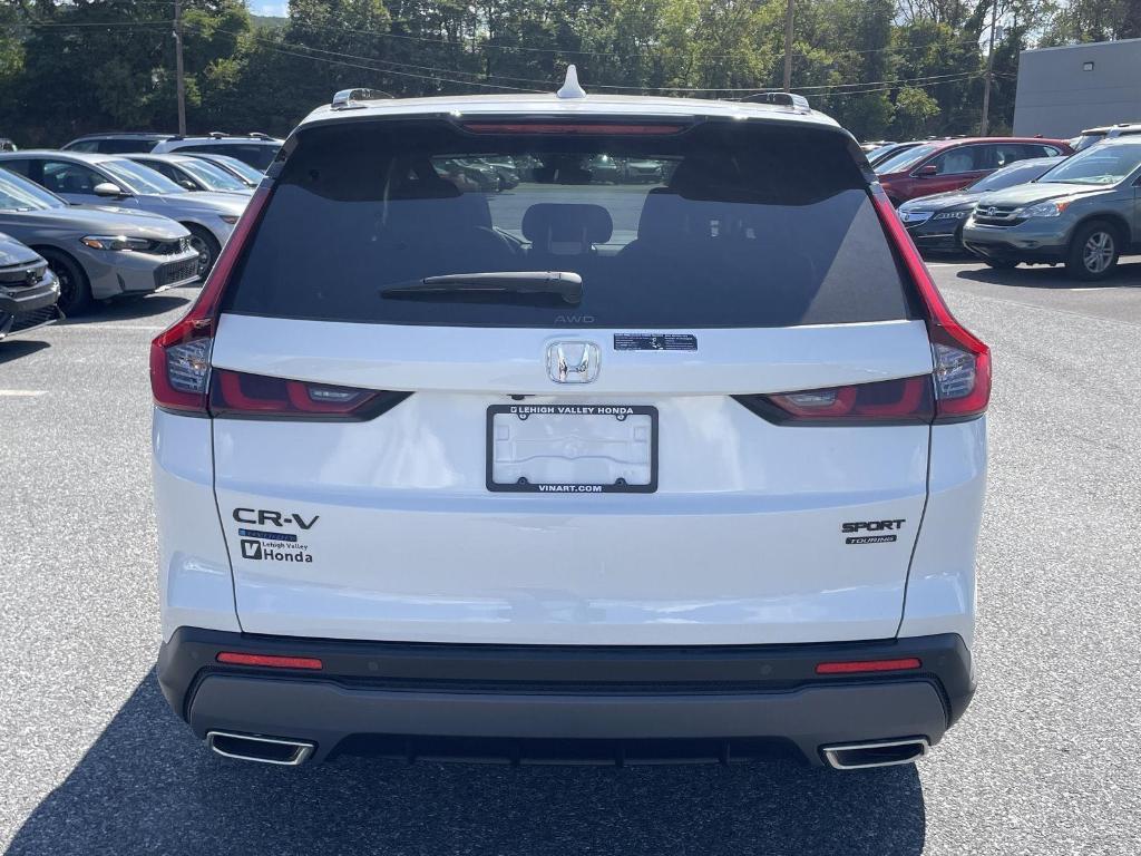 new 2026 Honda CR-V Hybrid car, priced at $44,155