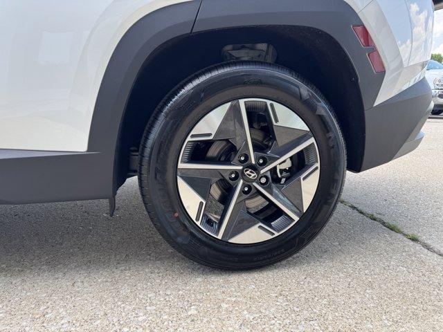 new 2025 Hyundai Tucson car, priced at $34,120