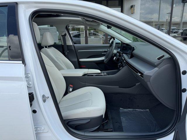 new 2025 Hyundai Sonata car, priced at $30,081