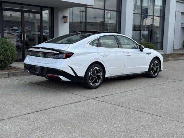 new 2025 Hyundai Sonata car, priced at $30,081