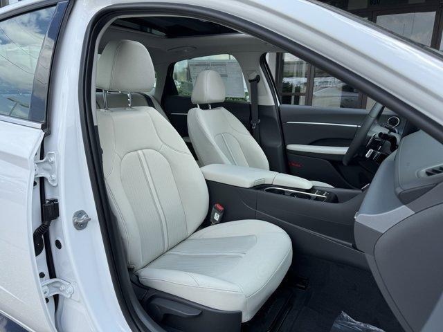 new 2025 Hyundai Sonata car, priced at $30,081