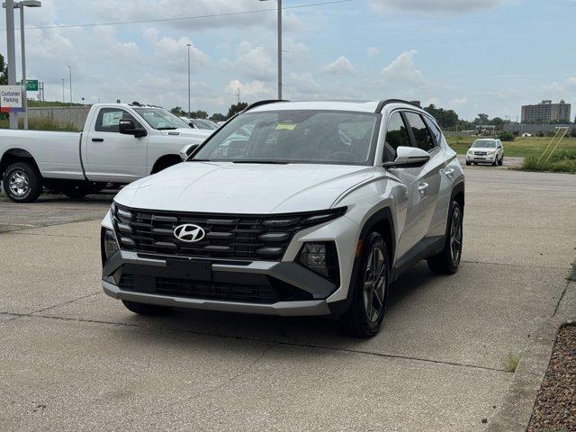 new 2025 Hyundai Tucson car, priced at $33,075