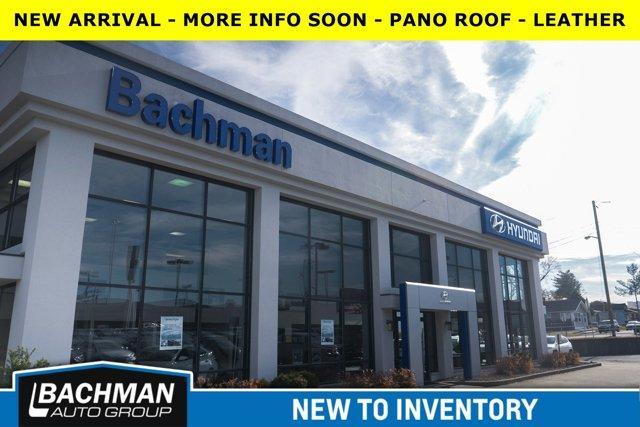 used 2022 Jeep Cherokee car, priced at $27,600