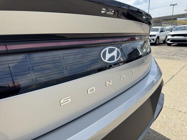 new 2026 Hyundai Sonata car, priced at $35,000