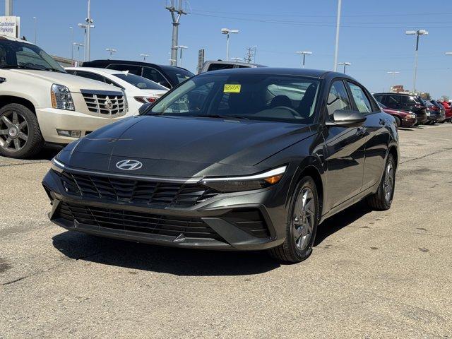 new 2025 Hyundai ELANTRA HEV car, priced at $25,181