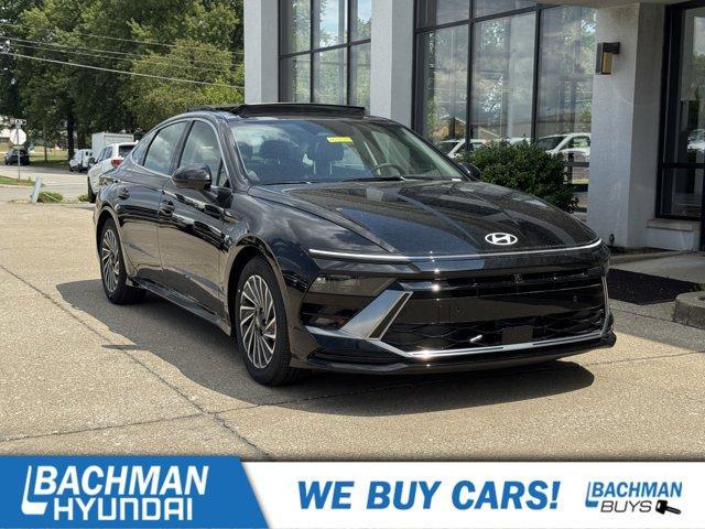 new 2025 Hyundai Sonata Hybrid car, priced at $36,237