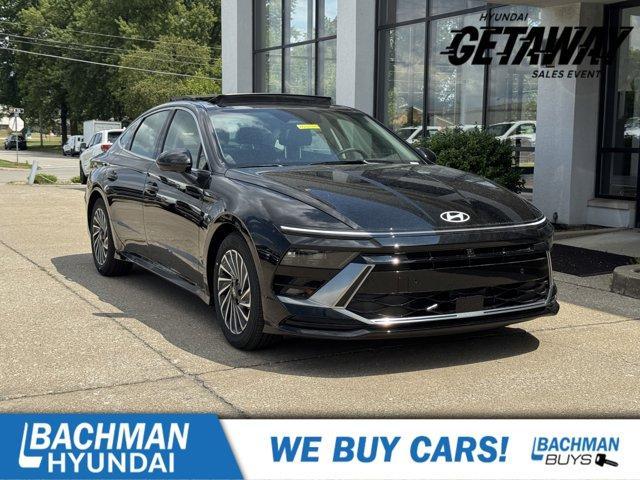 new 2025 Hyundai Sonata Hybrid car, priced at $36,737