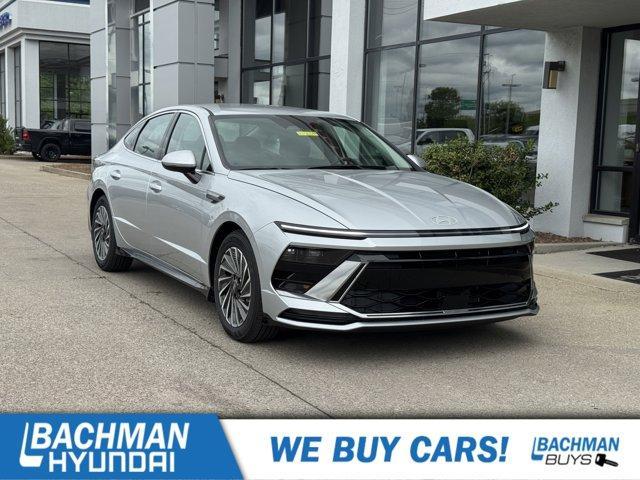 new 2025 Hyundai Sonata Hybrid car, priced at $31,042