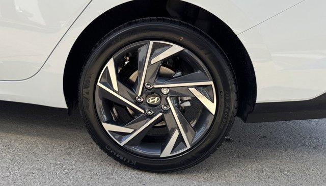 new 2025 Hyundai Elantra car, priced at $23,290