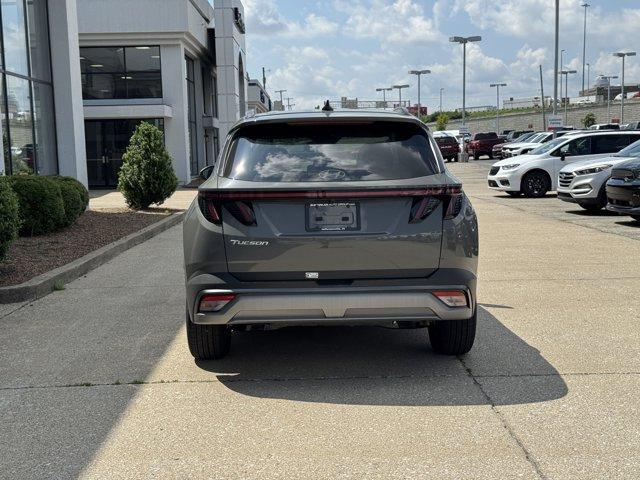 new 2025 Hyundai Tucson car, priced at $34,209