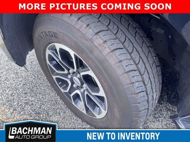 used 2022 Ford Expedition car, priced at $41,900