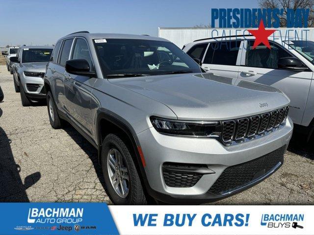 new 2024 Jeep Grand Cherokee car, priced at $33,850