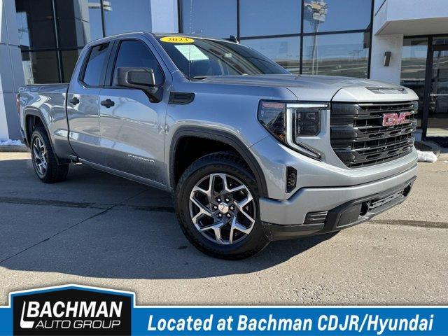 used 2023 GMC Sierra 1500 car, priced at $33,500