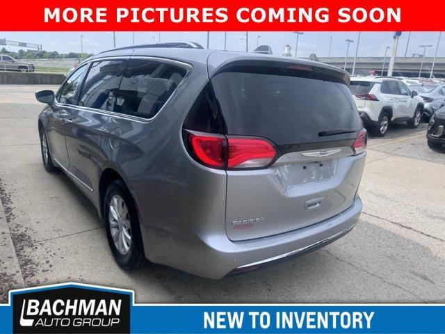 used 2018 Chrysler Pacifica car, priced at $10,500