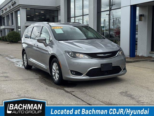 used 2018 Chrysler Pacifica car, priced at $10,500