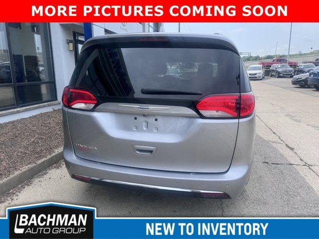 used 2018 Chrysler Pacifica car, priced at $10,500