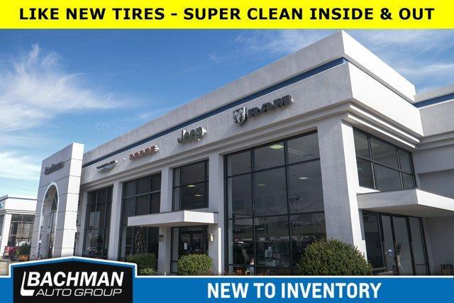 used 2022 Volvo XC60 car, priced at $31,500