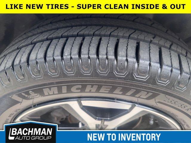 used 2022 Volvo XC60 car, priced at $31,500