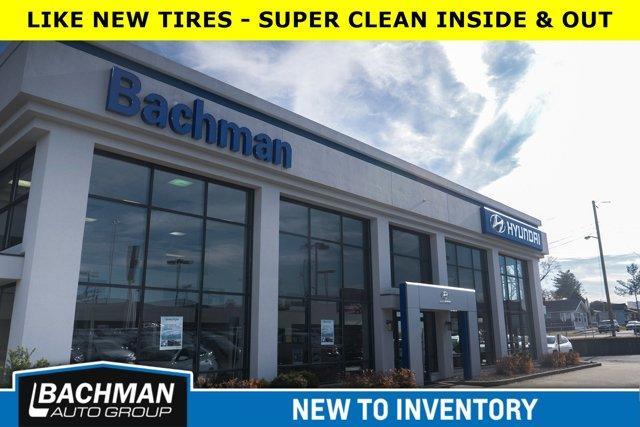 used 2022 Volvo XC60 car, priced at $31,500