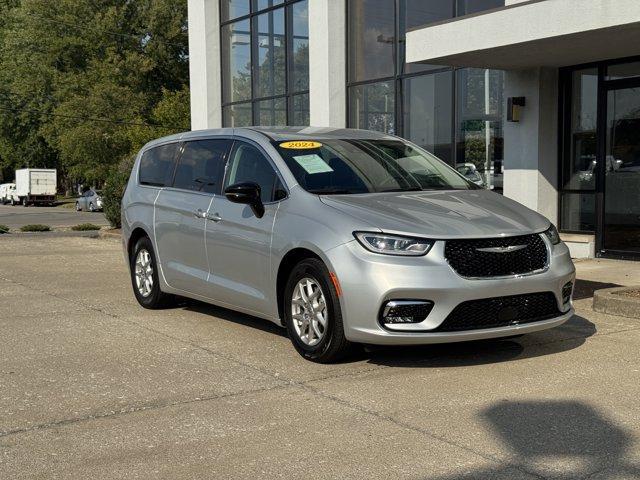 used 2024 Chrysler Pacifica car, priced at $32,950