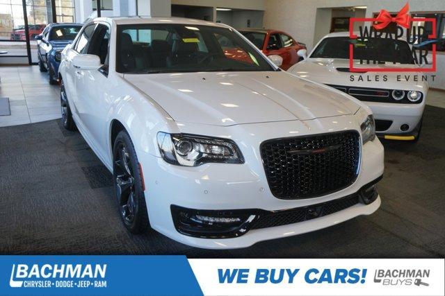 new 2023 Chrysler 300 car, priced at $42,999