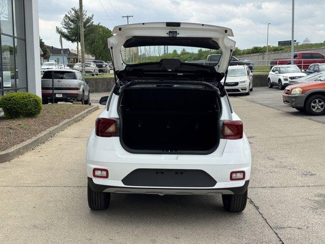 new 2025 Hyundai Venue car, priced at $24,018