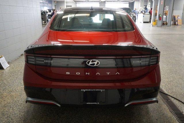 new 2024 Hyundai Sonata car, priced at $27,074