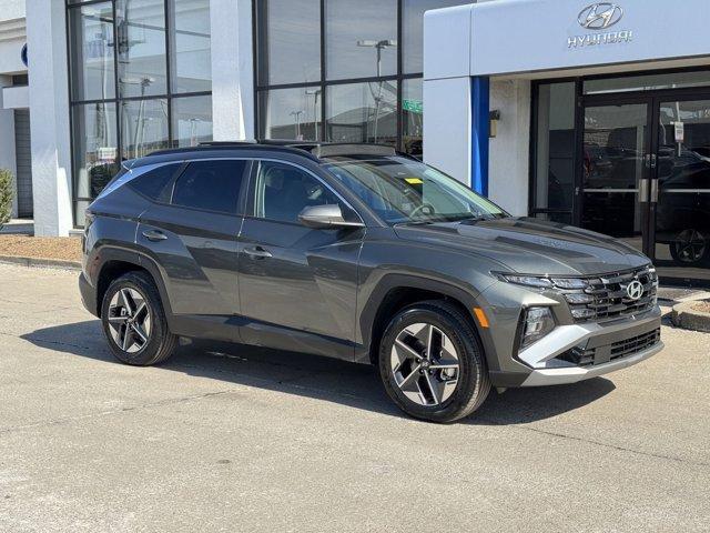 new 2025 Hyundai TUCSON Hybrid car, priced at $36,212