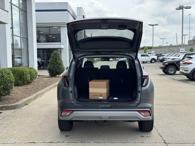 new 2025 Hyundai Tucson car, priced at $40,189