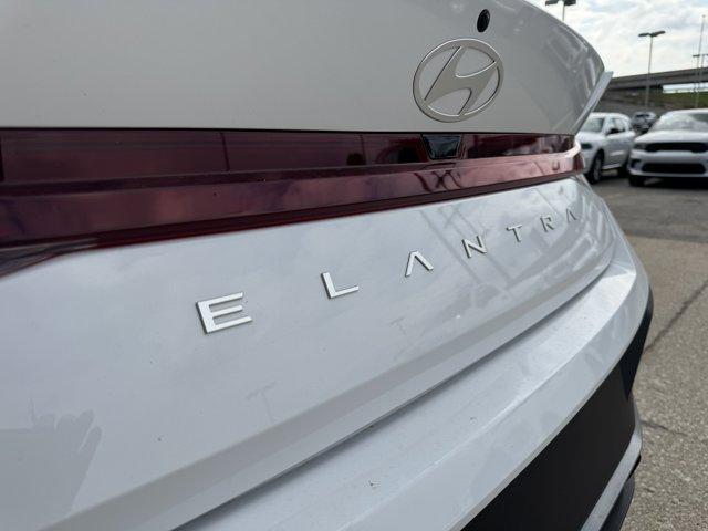 new 2025 Hyundai Elantra car, priced at $21,127