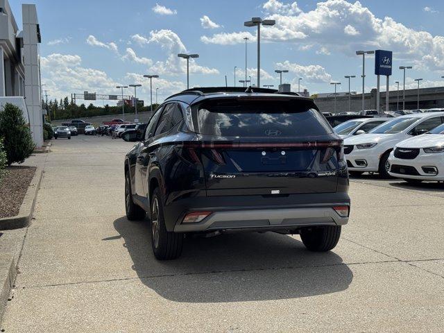 new 2025 Hyundai TUCSON Hybrid car, priced at $33,903