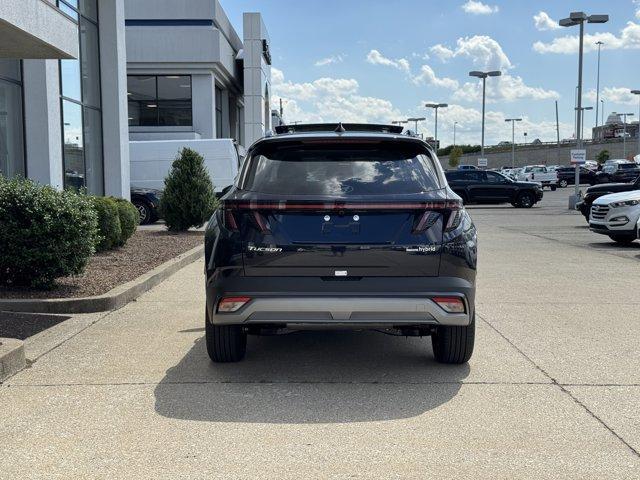 new 2025 Hyundai TUCSON Hybrid car, priced at $33,903