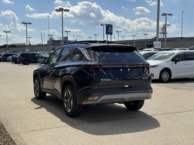 new 2025 Hyundai TUCSON Hybrid car, priced at $33,903