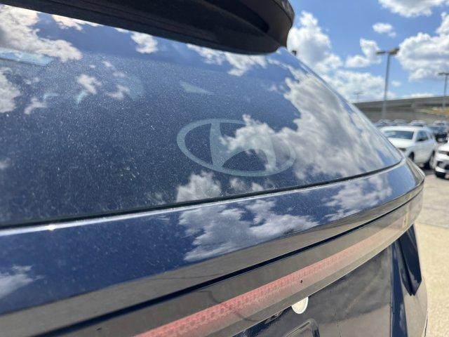 new 2025 Hyundai TUCSON Hybrid car, priced at $33,903