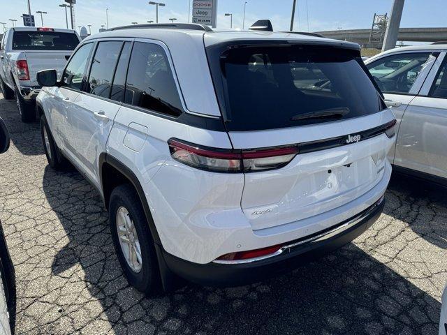 new 2024 Jeep Grand Cherokee car, priced at $40,005